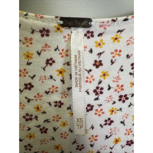 Free People Kissin Kate Top XS Floral Sweetheart Pearl Snap Coquette Milkmaid - Picture 4 of 9